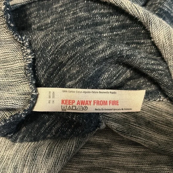 FP Free People Beach Cocoon Cowl Pullover One Size - Picture 11 of 12